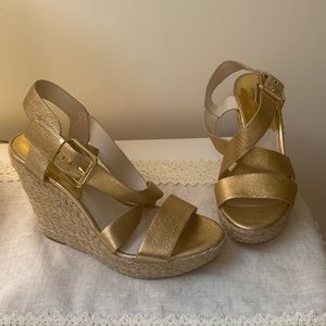 Michael Kors Gold Metallic Wedge Heels Size 9